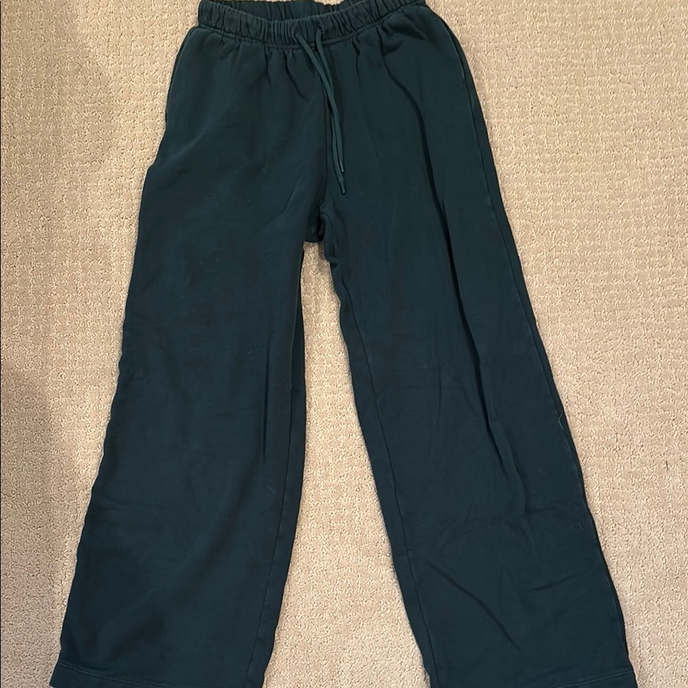 Dark Green Wide-Leg Sweatpants